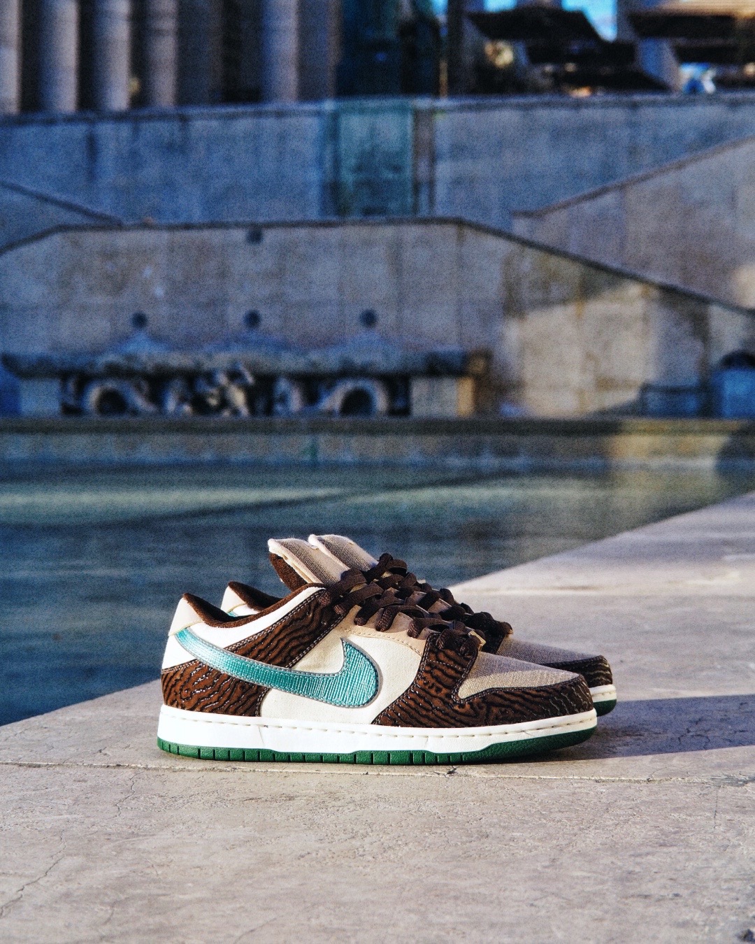 Le Dome SB Bespoke Low detail 2